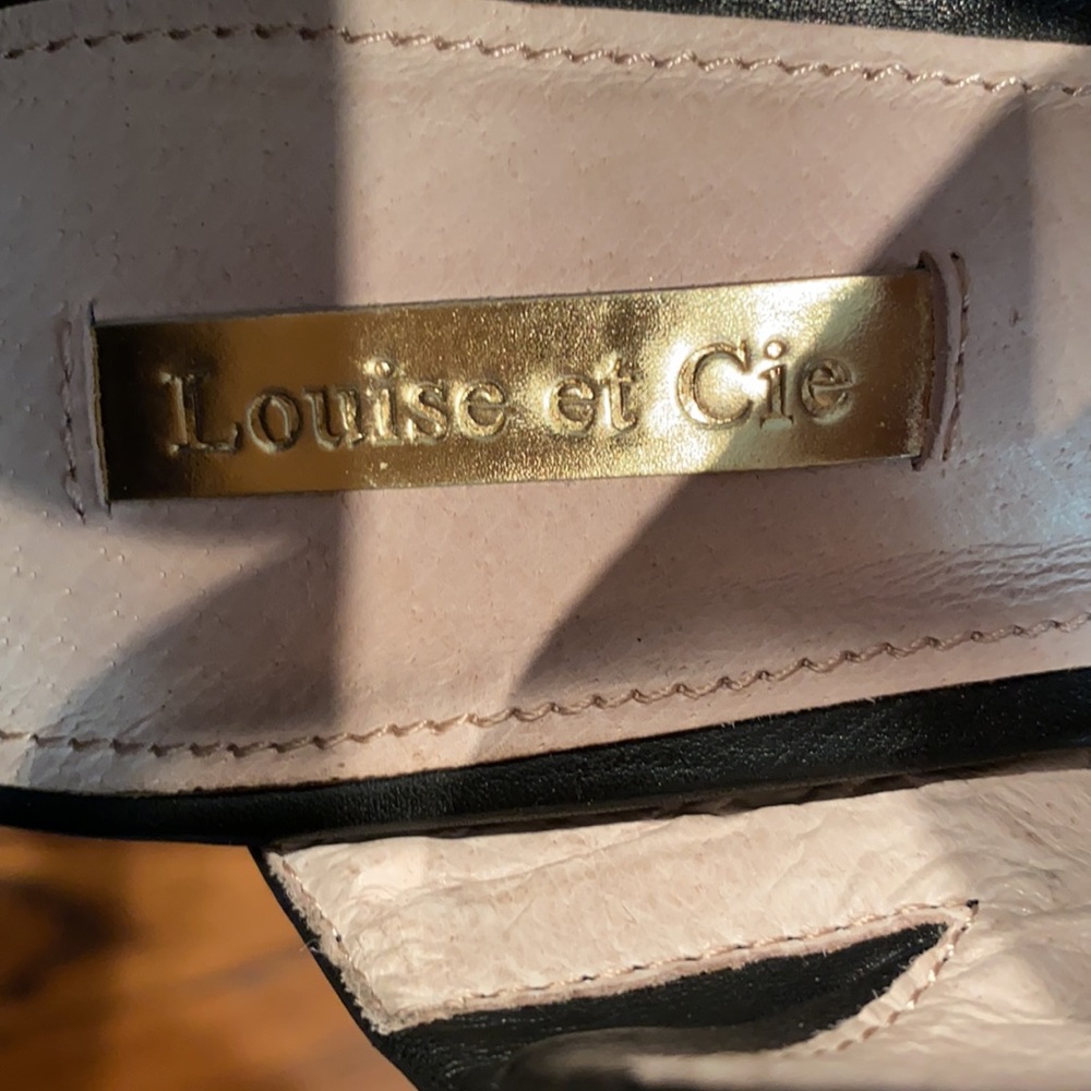 Louis et Cie heels black with modern heel worn once euc 7.5 from the RealReal - Picture 3 of 3